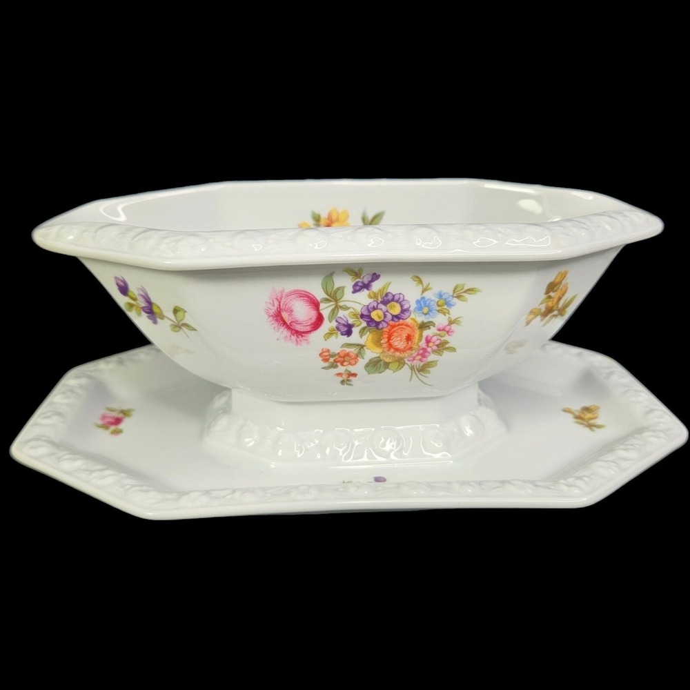 Rosenthal Classic Rose Coll Gravy Boat Attached Saucer Floral Pattern Germany